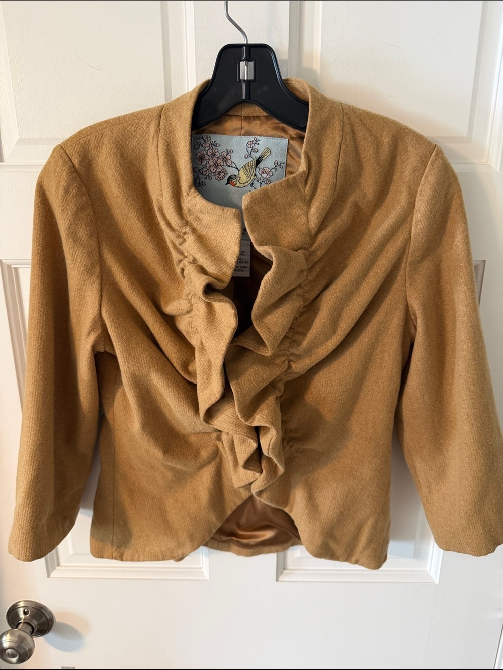 Tabitha Anthropologie Short & Sweet
Ruffle Cropped Jacket Wool Blend Size 6 - Picture 2 of 4